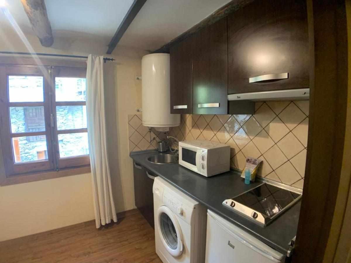 Ot Borda Nueve Apartment Бенаск Екстериор снимка