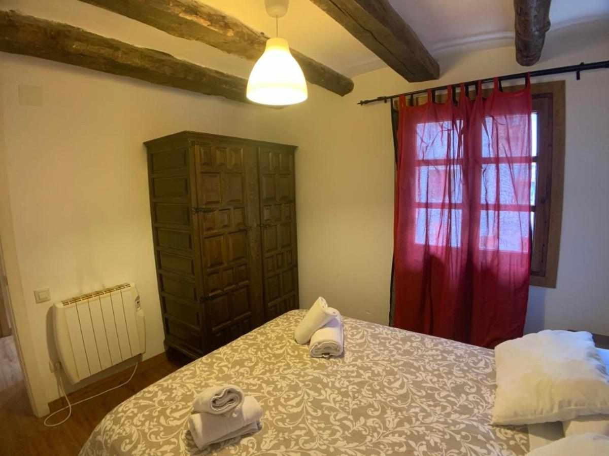 Ot Borda Nueve Apartment Бенаск Екстериор снимка